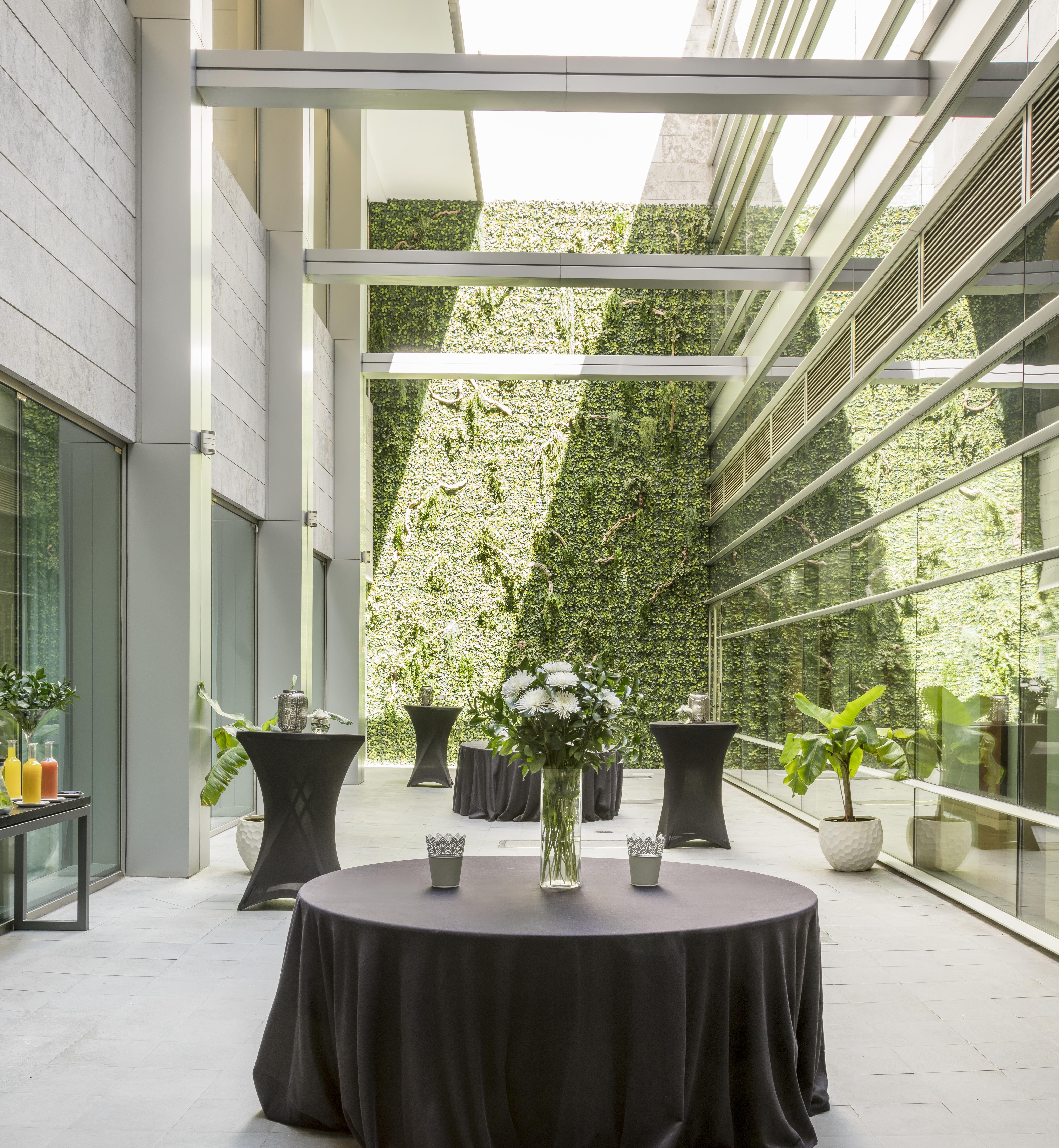 Ilunion Malaga Hotel Exterior photo